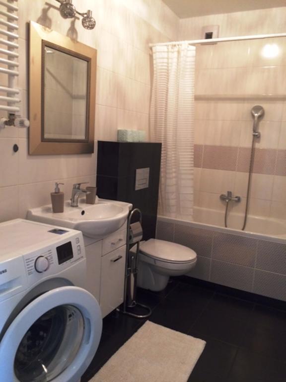 Apartament "Cleopatra 3" Z Miejscem Parkingowym, Faktury Vat Apartment Kielce Exterior photo